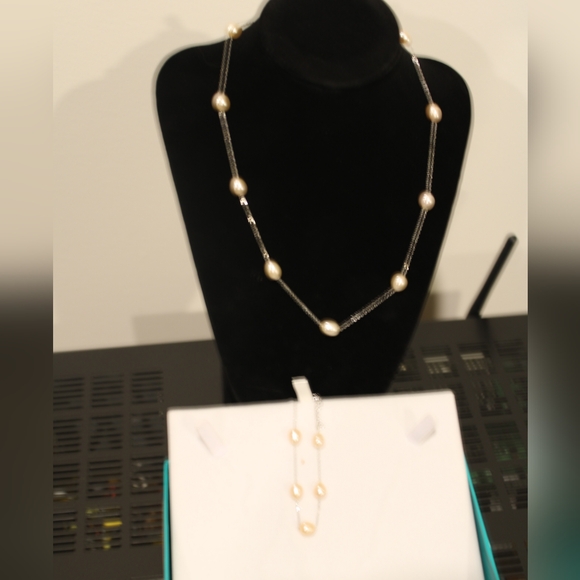 Brand new beautiful necklace - Picture 3 of 8